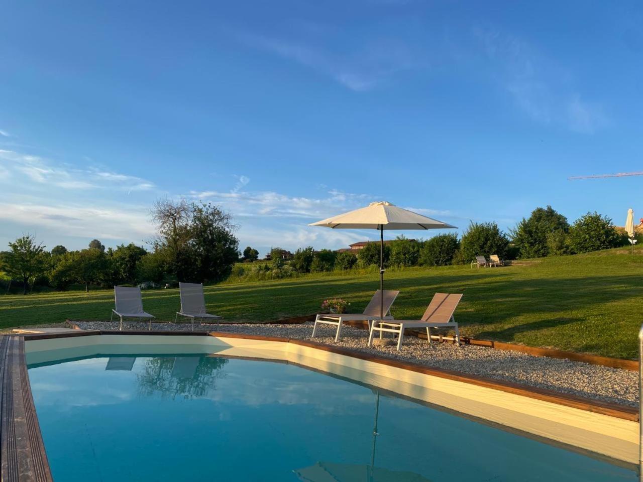 La Casa Di Roby-1 Appartamento La Morra Con Piscina Buitenkant foto