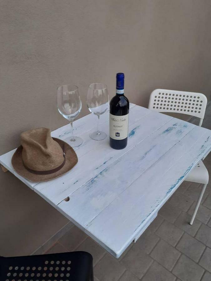 La Casa Di Roby-1 Appartamento La Morra Con Piscina Buitenkant foto